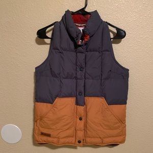 Columbia vest